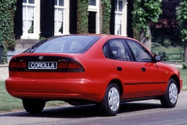 TOYOTA_Corolla-Liftback-1992_main.jpg